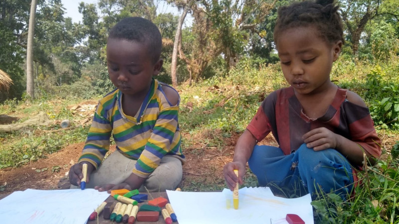 Raccolta materiale per scuola in Etiopia