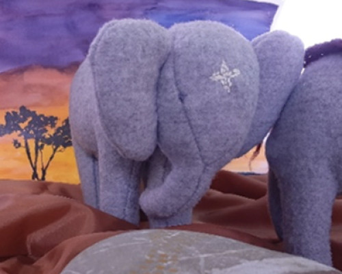 Arte e artigianato in VI classe: l´elefante