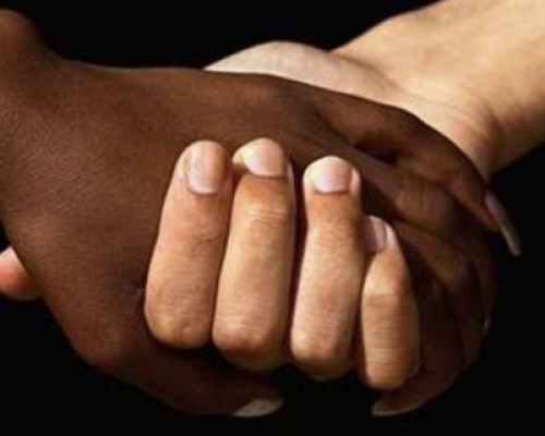 Lo sport può tollerare il razzismo?